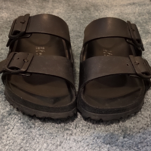❤️Birkenstock Black Waterproof Plastic Double Strap Sandals - Picture 4 of 5